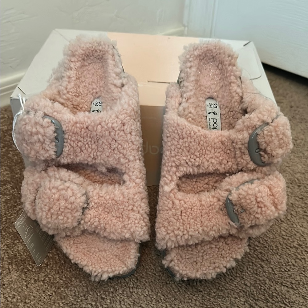 NWT Birkenstock Arizona Papillio Sandals